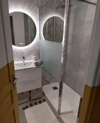 Au Milieu Des Sites Historiques Apartamento *